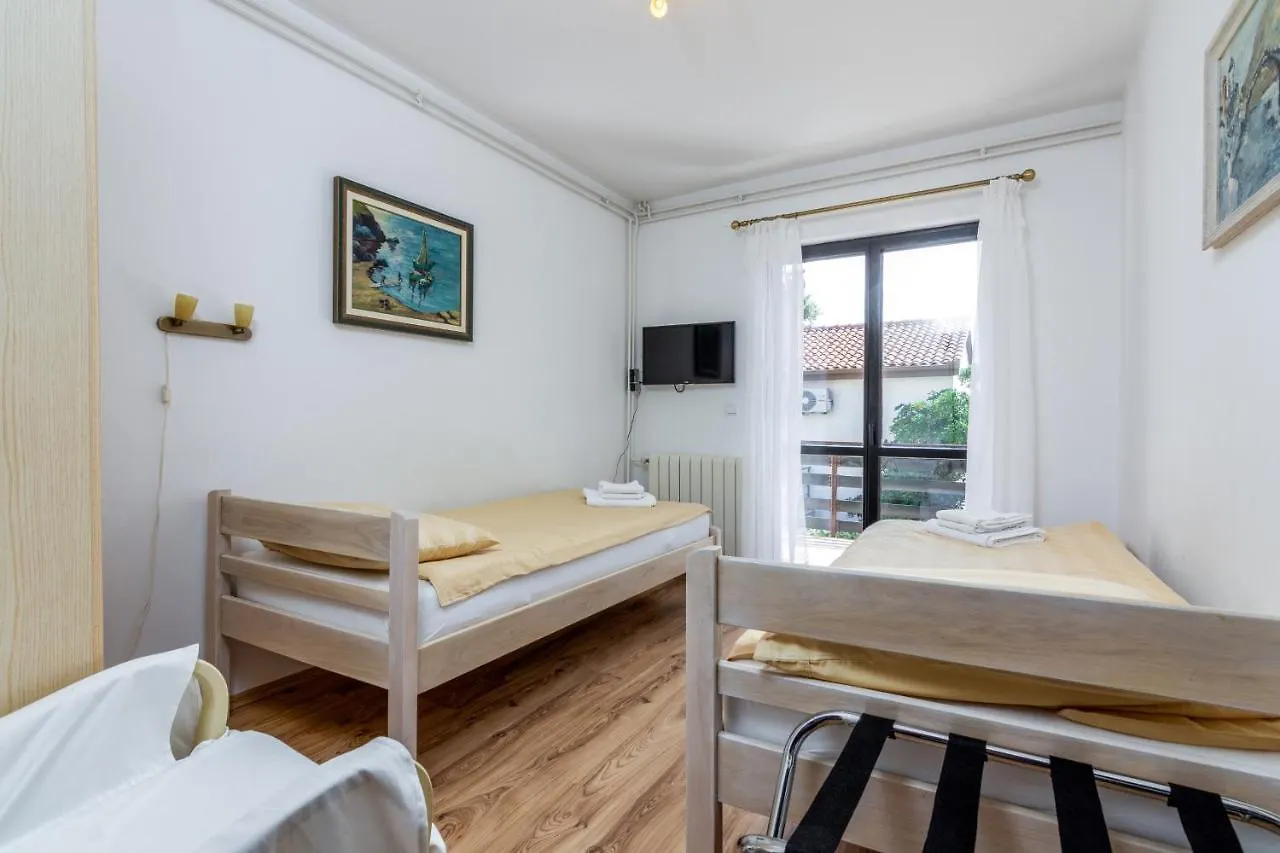 Apartments With A Parking Space Pjescana Uvala, Pula - 7349 Κροατία